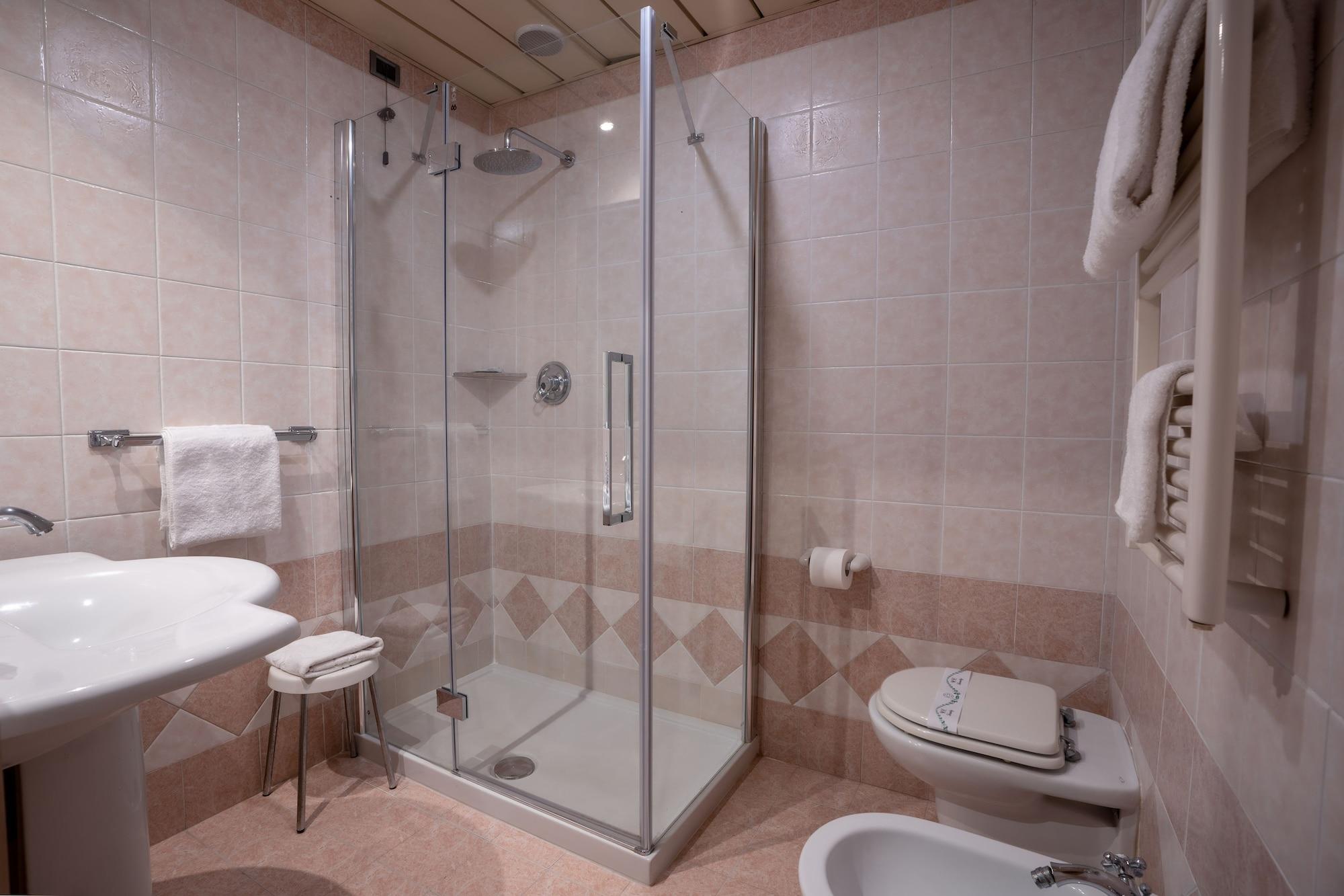 Hotel Poledrini Фолиньо Экстерьер фото